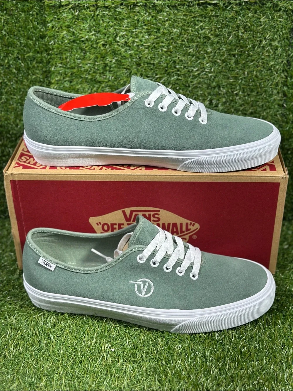 Vans Authentic One Pie Circle V, Green Bay/White, Men’s 11 , VN0A3XIMS4L